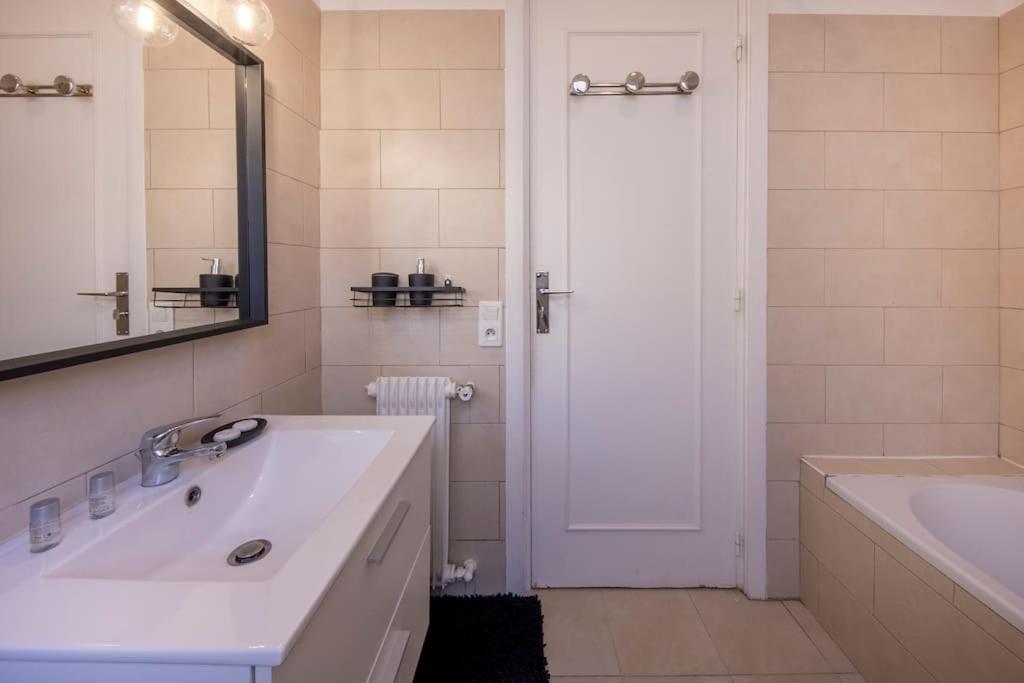 06B - Beautiful 2 Rooms With Terrace Sea View Roquebrune-Cap-Martin Kültér fotó